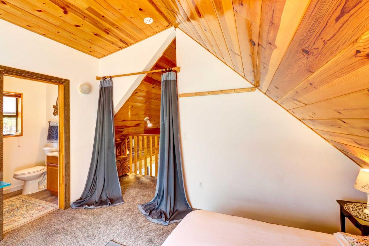 Lakeside Cabin Rental With Hot Tub - Close To Hiking Pinetop-Lakeside Kültér fotó
