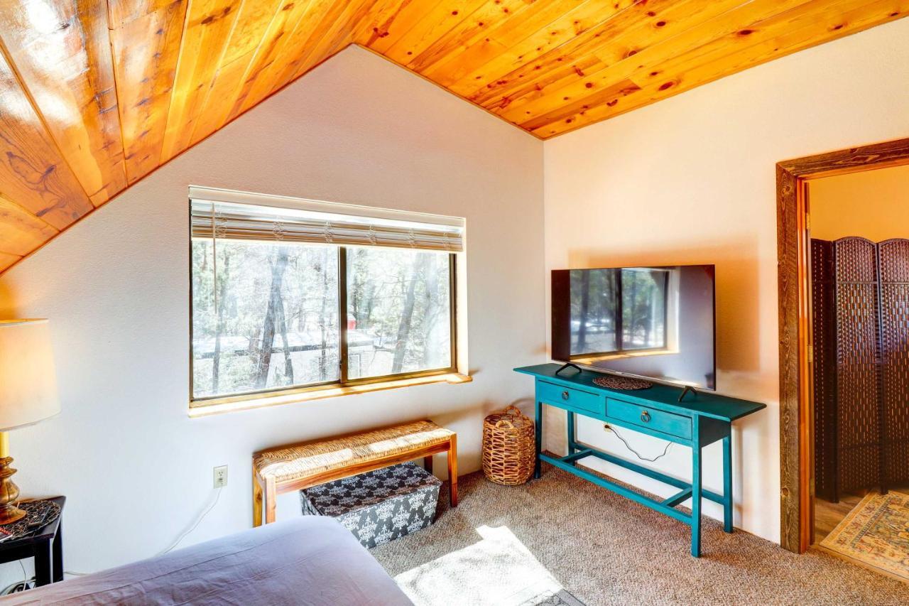 Lakeside Cabin Rental With Hot Tub - Close To Hiking Pinetop-Lakeside Kültér fotó